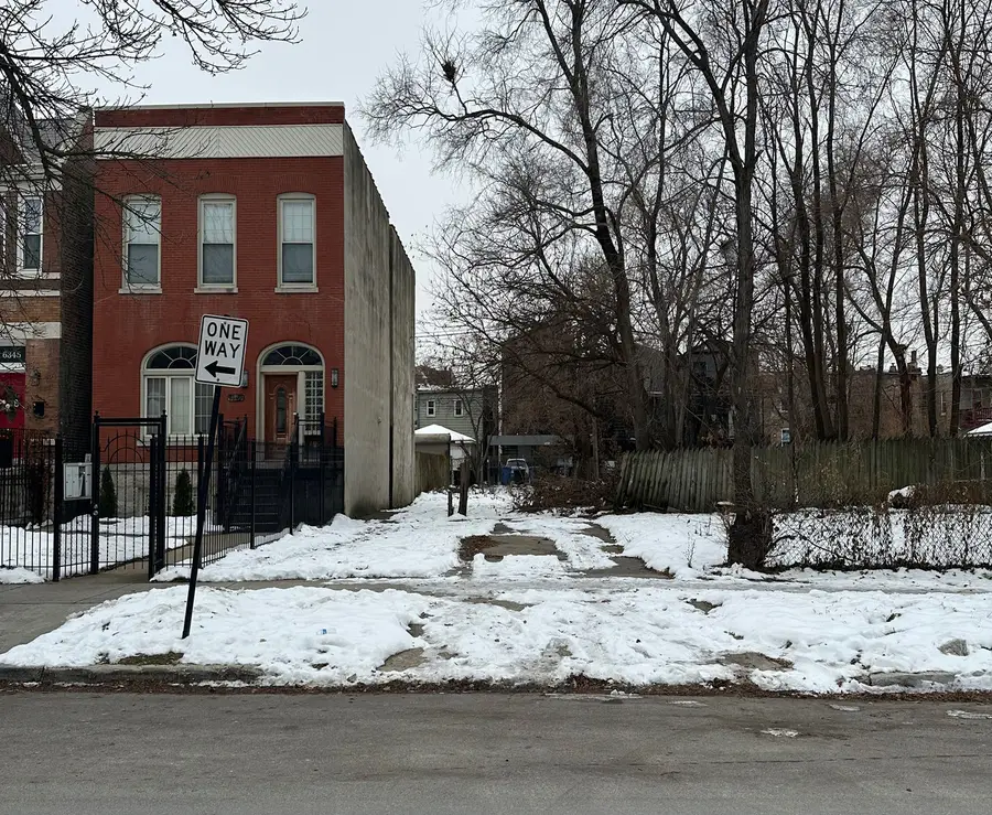 6340 S Greenwood Avenue, Chicago, IL 60637 - Image #2