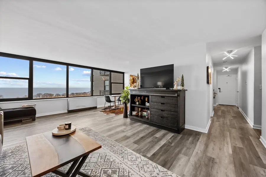 3430 N Lake Shore Drive #15L, Chicago, IL 60657 - Image #2