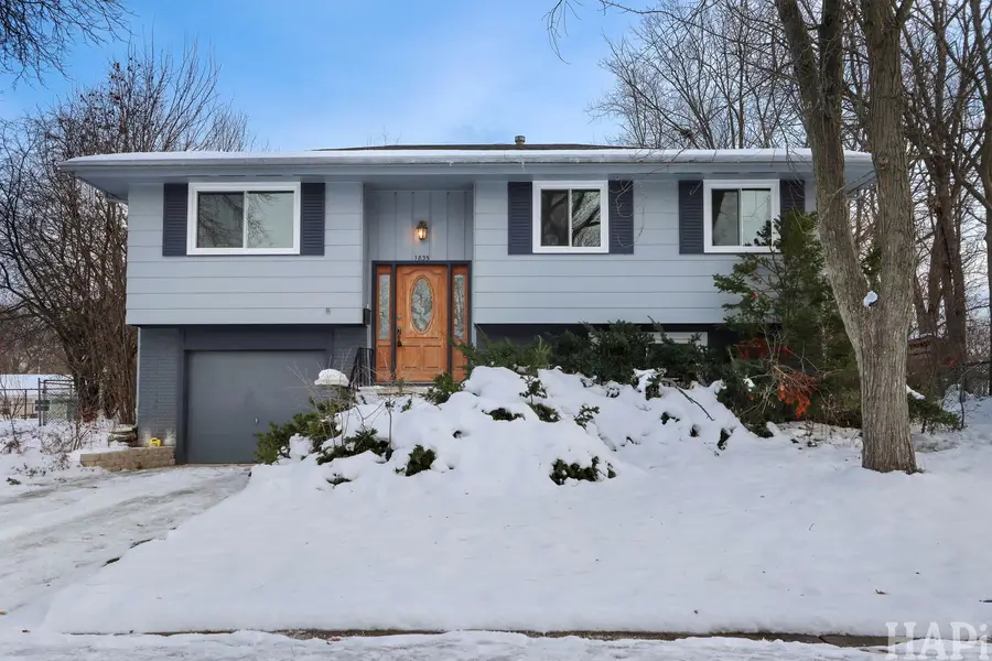 1835 W Weathersfield Way, Schaumburg, IL 60193 - Image #2