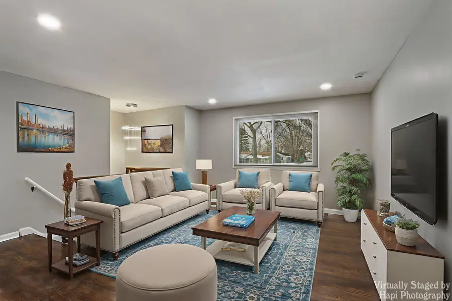 1835 W Weathersfield Way, Schaumburg, IL 60193 - Image #3