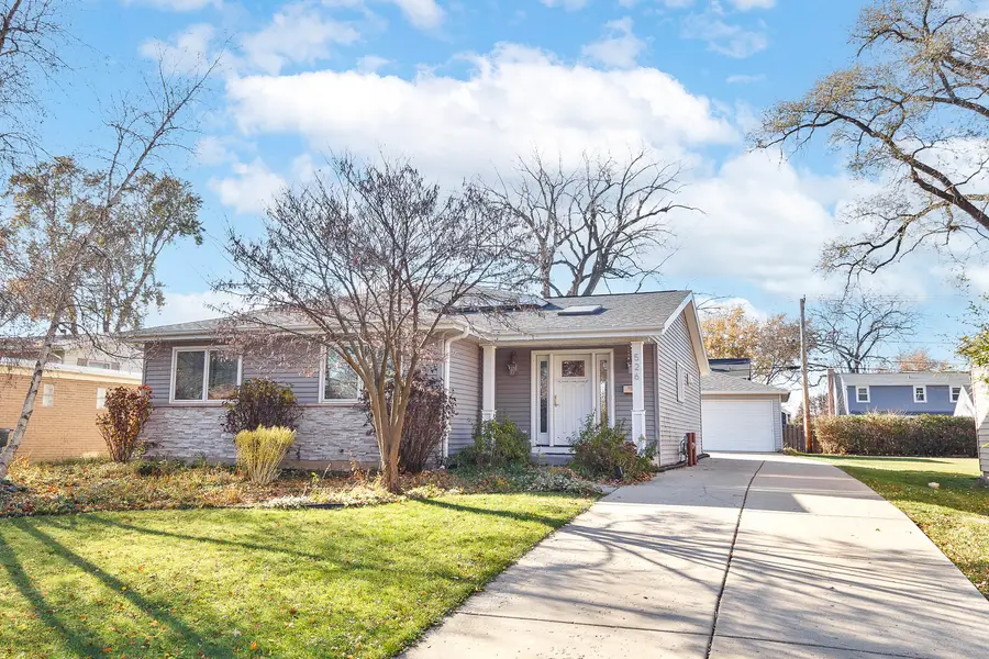 526 S Benton Street, Palatine, IL 60067 - Image #2