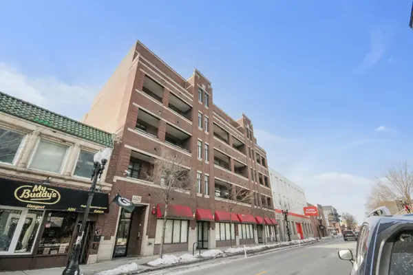 4420 N Clark Street #301, Chicago, IL 60640