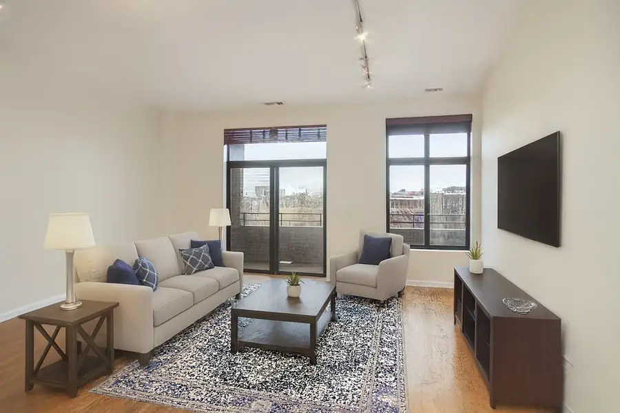 4420 N Clark Street #301, Chicago, IL 60640 - Image #2