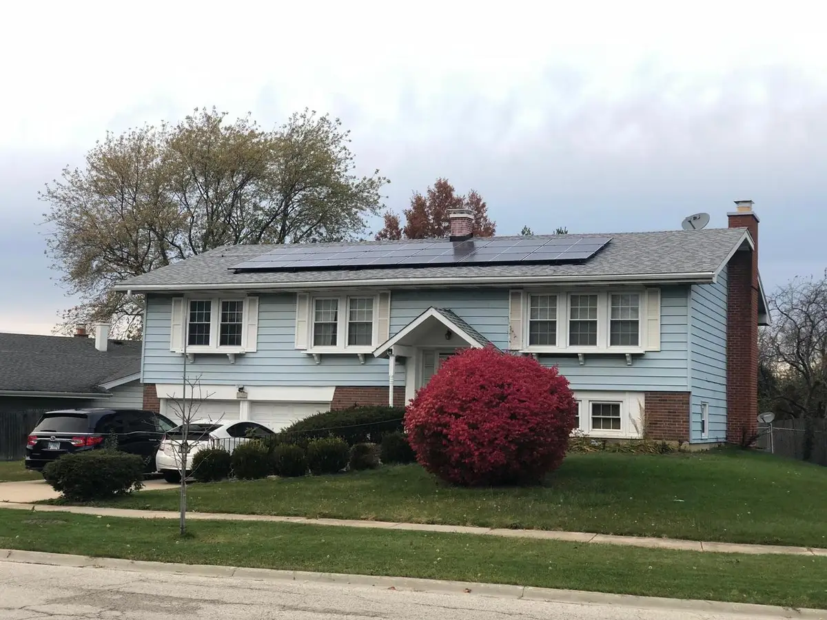 1200 Glen Lane, Hoffman Estates, IL 60169 - Image #1