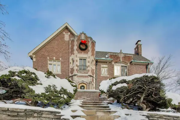 10162 S Longwood Drive, Chicago, IL 60643