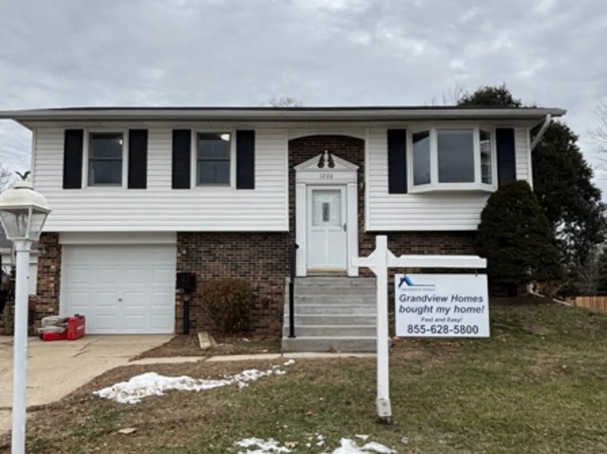 1200 Nippert Drive, Streamwood, IL 60107 - Image #1