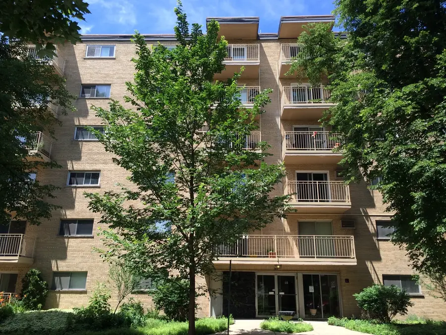 115 Marengo Avenue #403, Forest Park, IL 60130 - Image #2