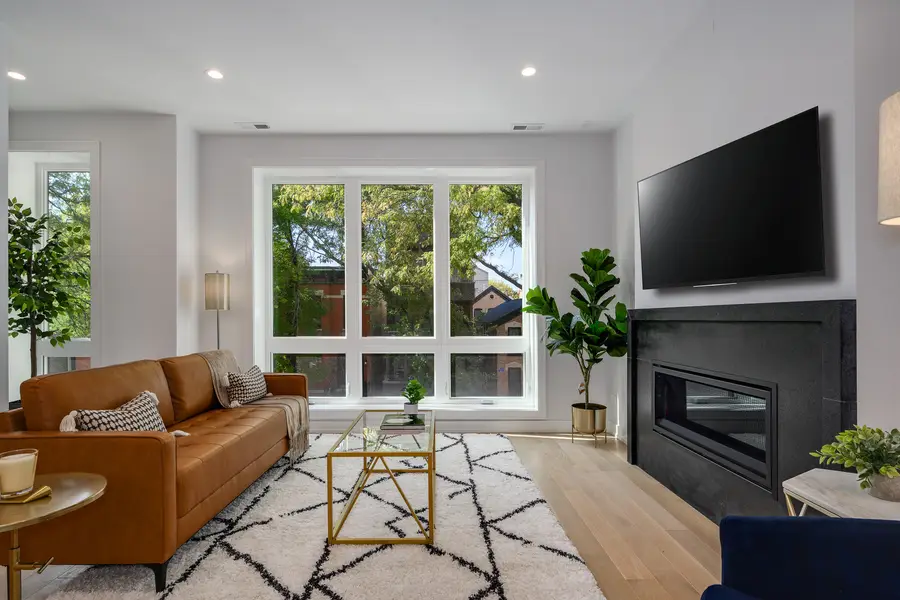 867 N Marshfield Avenue #2, Chicago, IL 60622 - Image #2