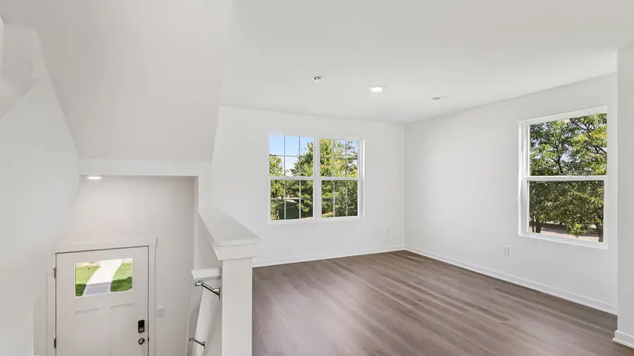 915 Briar Glen Court, Hampshire, IL 60140 - Image #3