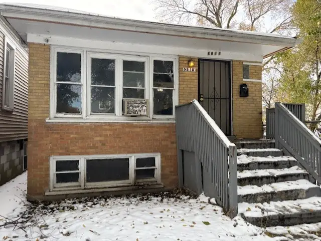 6818 S Winchester Avenue, Chicago, IL 60636 - Image #1