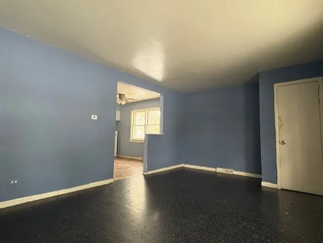 6818 S Winchester Avenue, Chicago, IL 60636 - Image #2