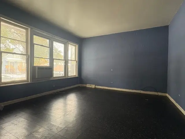 6818 S Winchester Avenue, Chicago, IL 60636 - Image #3