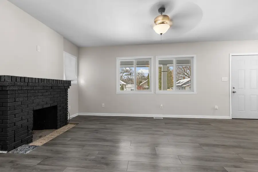 319 Foster Avenue, Rockford, IL 61102 - Image #3