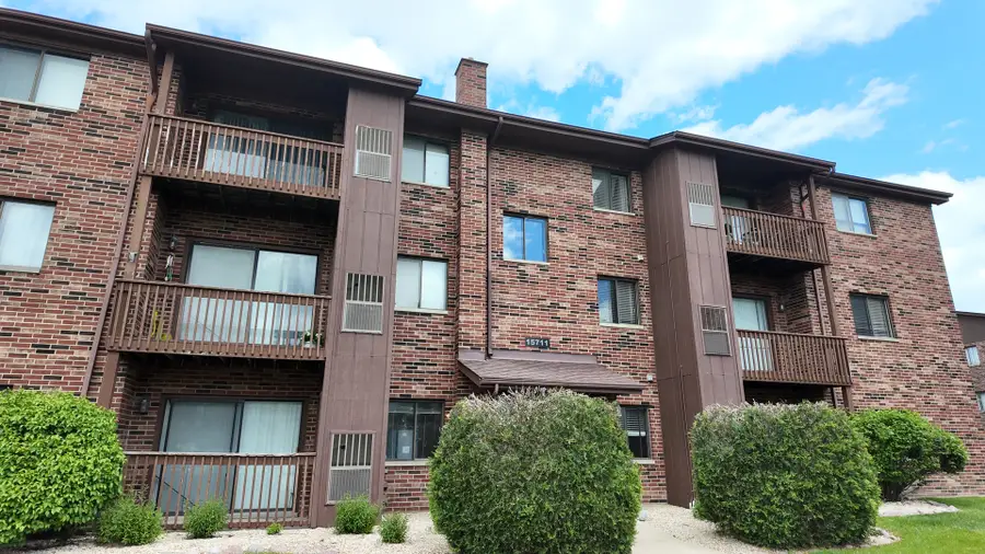 15711 Peggy Lane #7, Oak Forest, IL 60452 - Image #2