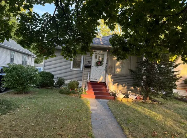 135 S Elmwood Avenue, Waukegan, IL 60085