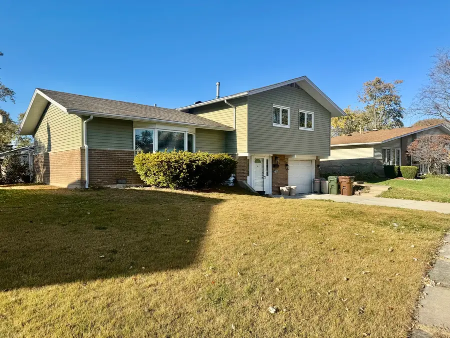 5700 La Palm Drive, Oak Forest, IL 60452 - Image #2