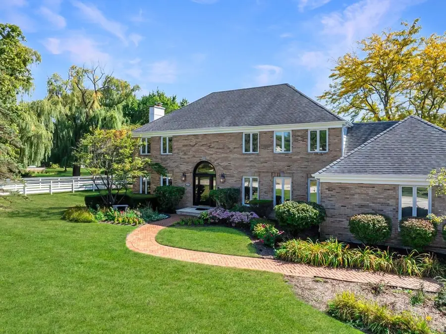 304 Surrey Lane, Lincolnshire, IL 60045 - Image #3