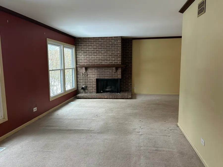 775 Boxwood Lane, Buffalo Grove, IL 60089 - Image #3