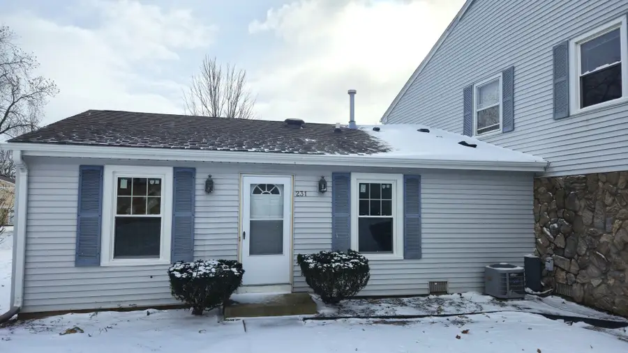 231 Harvest Court, Vernon Hills, IL 60061 - Image #2