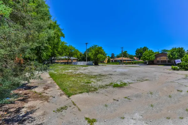 6000 Lincoln Avenue, Morton Grove, IL 60053