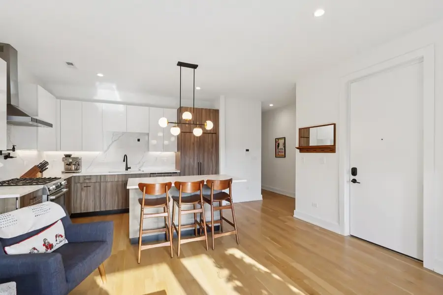 3616 W Diversey Avenue #2W, Chicago, IL 60647 - Image #2