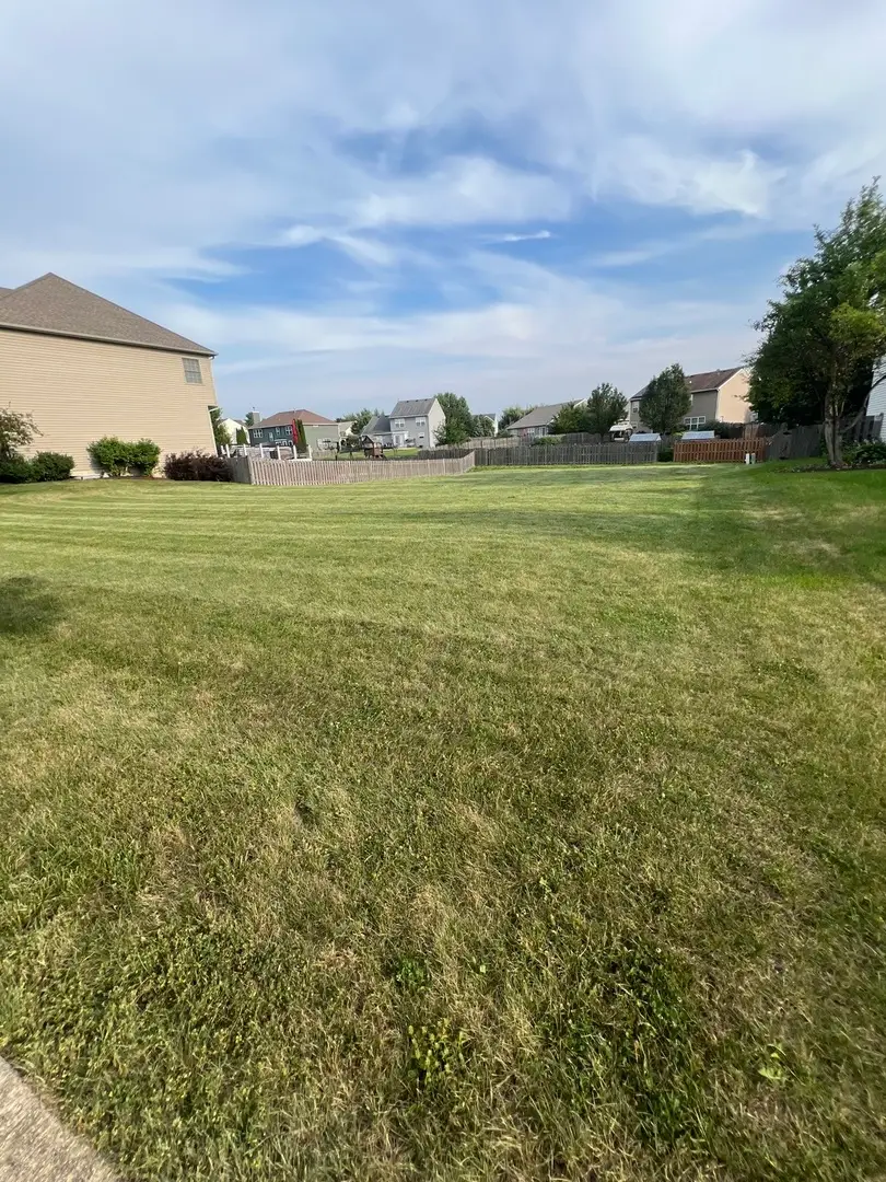 5270 Greenshire Circle, Lake In The Hills, IL 60156 - Image #2