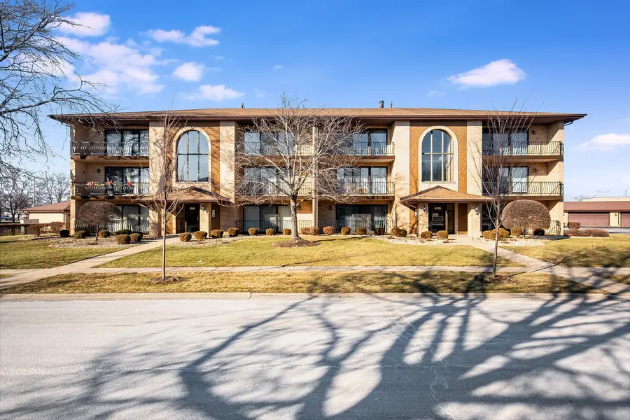 8336 160th Place #2E, Tinley Park, IL 60477 - Image #2