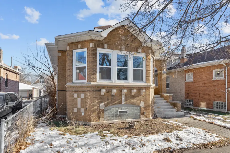 8145 S Euclid Avenue, Chicago, IL 60617 - Image #2
