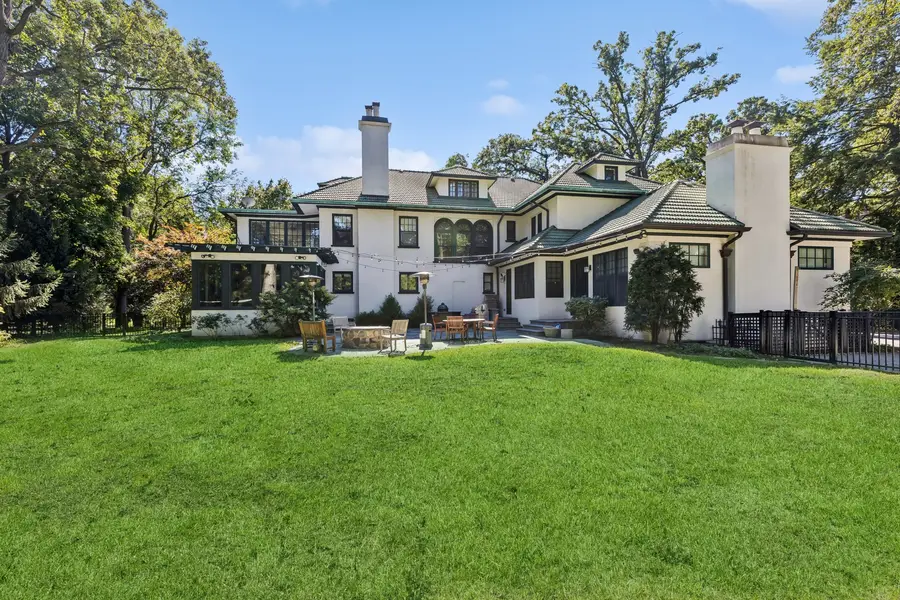 2855 Sheridan Place, Evanston, IL 60201 - #3