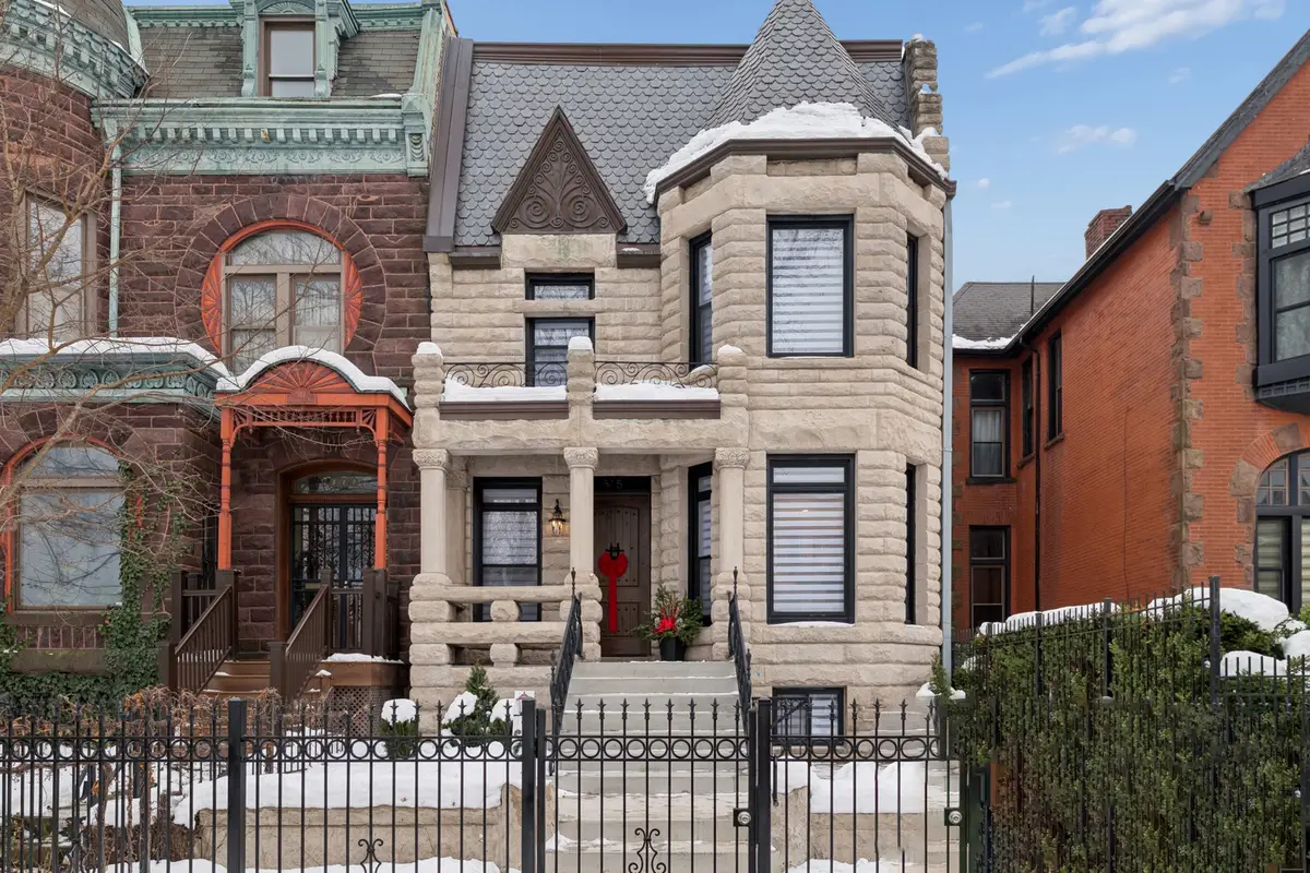 515 E Oakwood Boulevard, Chicago, IL 60653 - Image #1