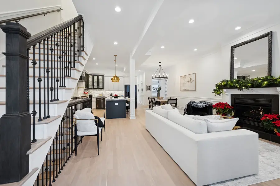 515 E Oakwood Boulevard, Chicago, IL 60653 - Image #3