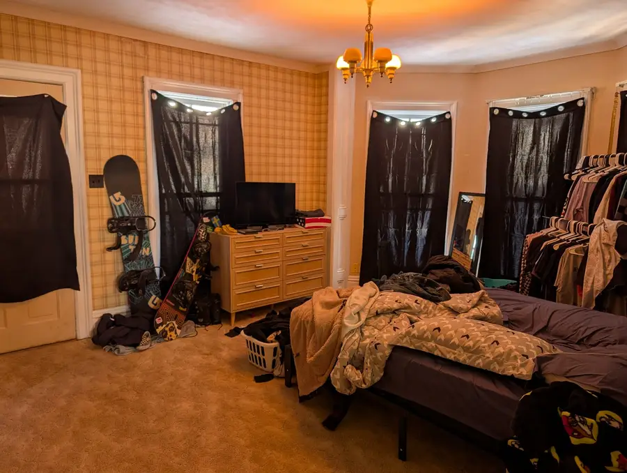 717 W Pleasant Street, Freeport, IL 61032 - Image #3