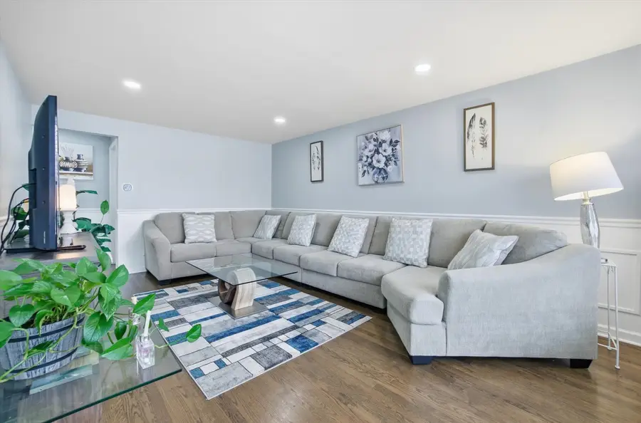 3735 W 116th Place, Alsip, IL 60803 - Image #2