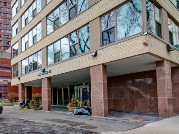 2970 N Lake Shore Drive #4D-4E, Chicago, IL 60657