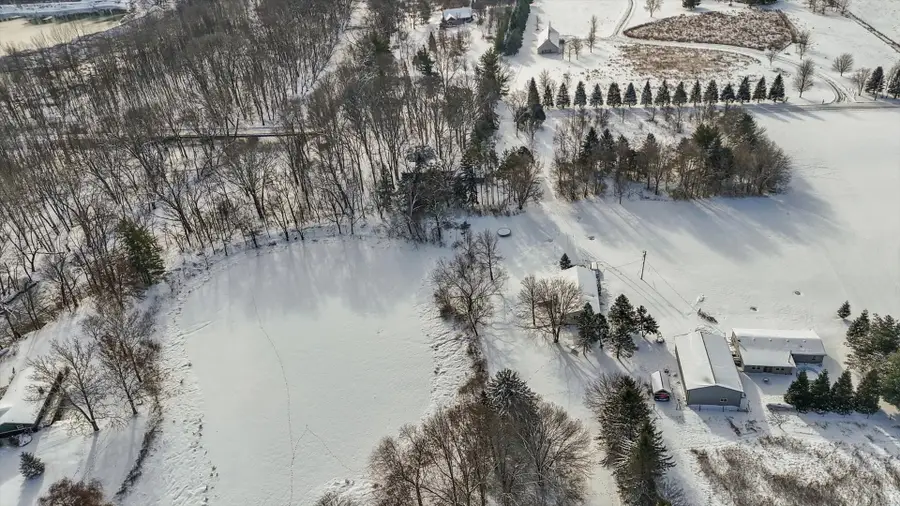 Address Withheld By Seller, Mahomet, IL 61853 - Image #3