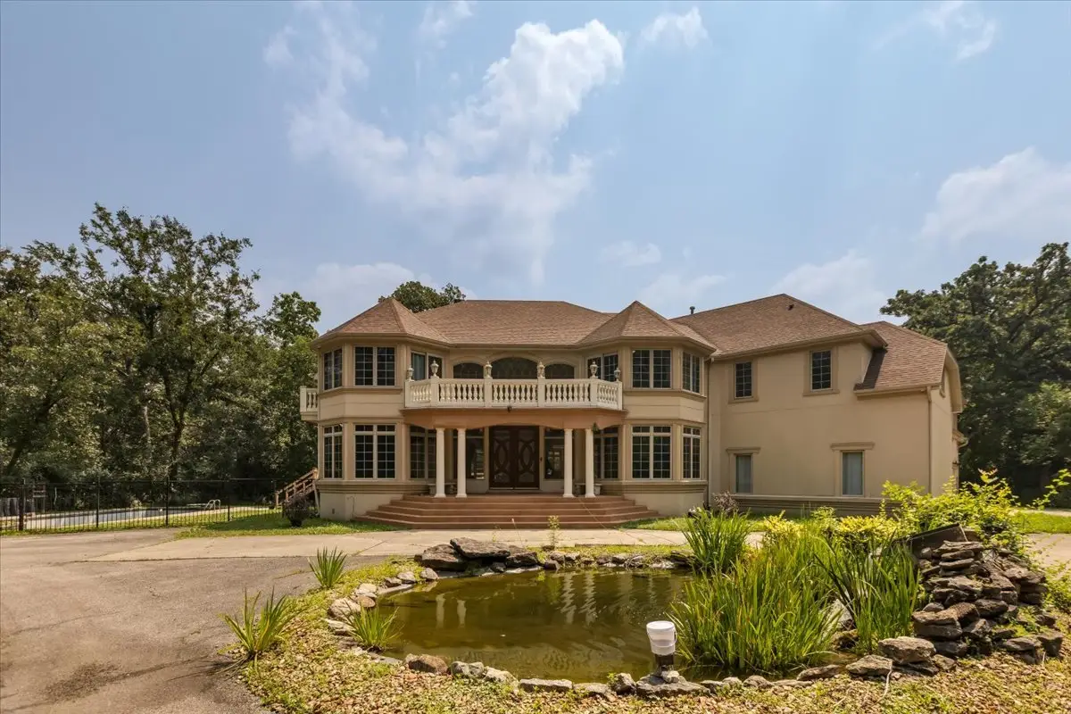 872 Rosedale Terrace, Crete, IL 60417 - Image #1