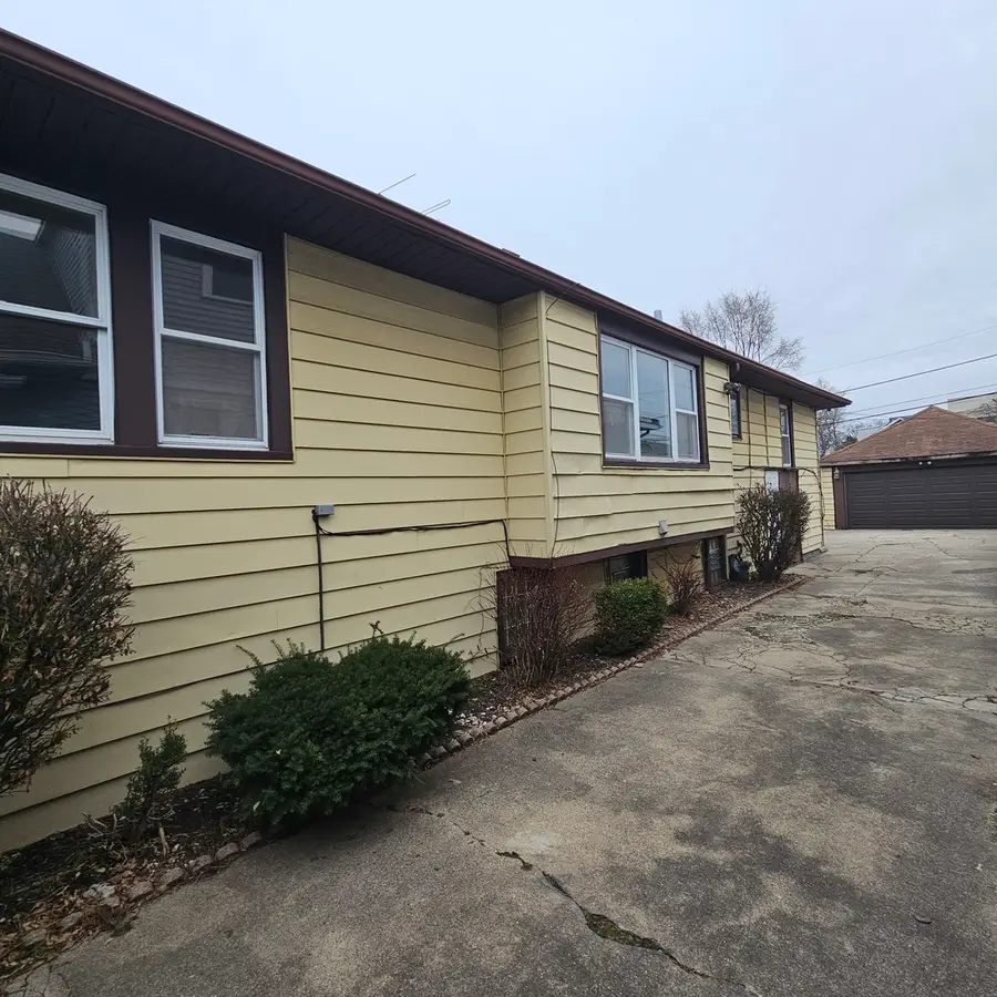 2125 S 3rd Avenue, Maywood, IL 60153 - Image #2
