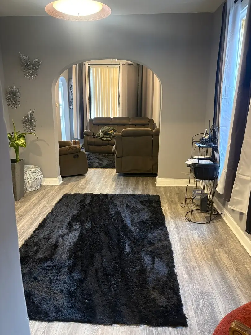 2312 S Kolin Avenue, Chicago, IL 60623 - Image #2