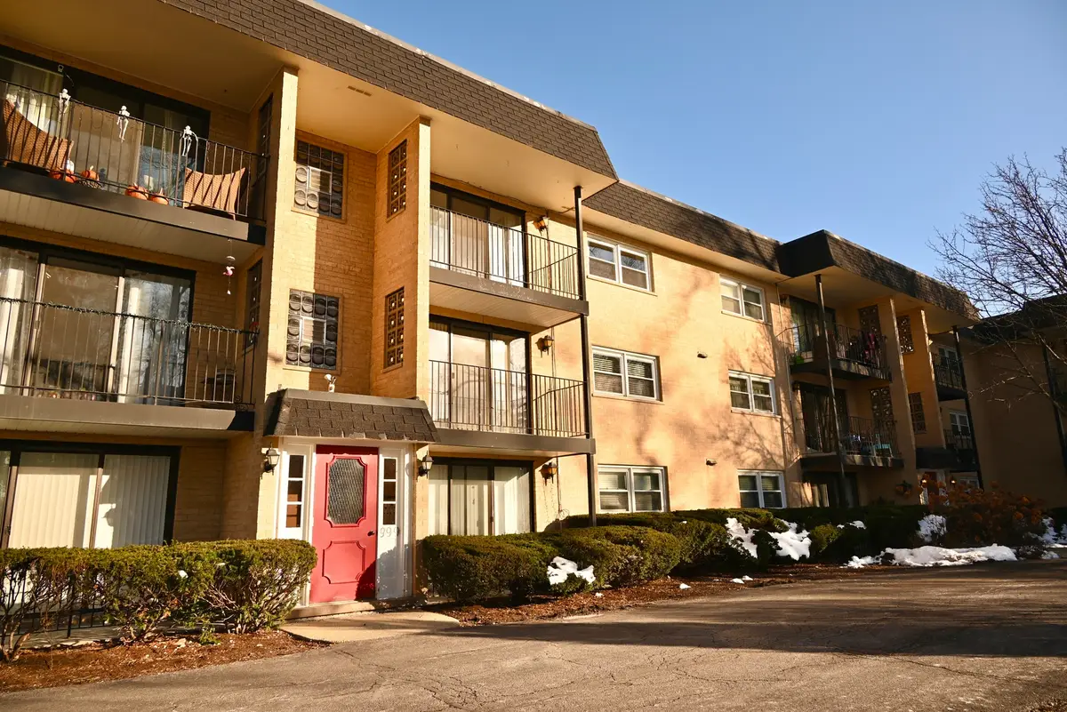 Address Withheld By Seller, Elmhurst, IL 60126 - Image #1