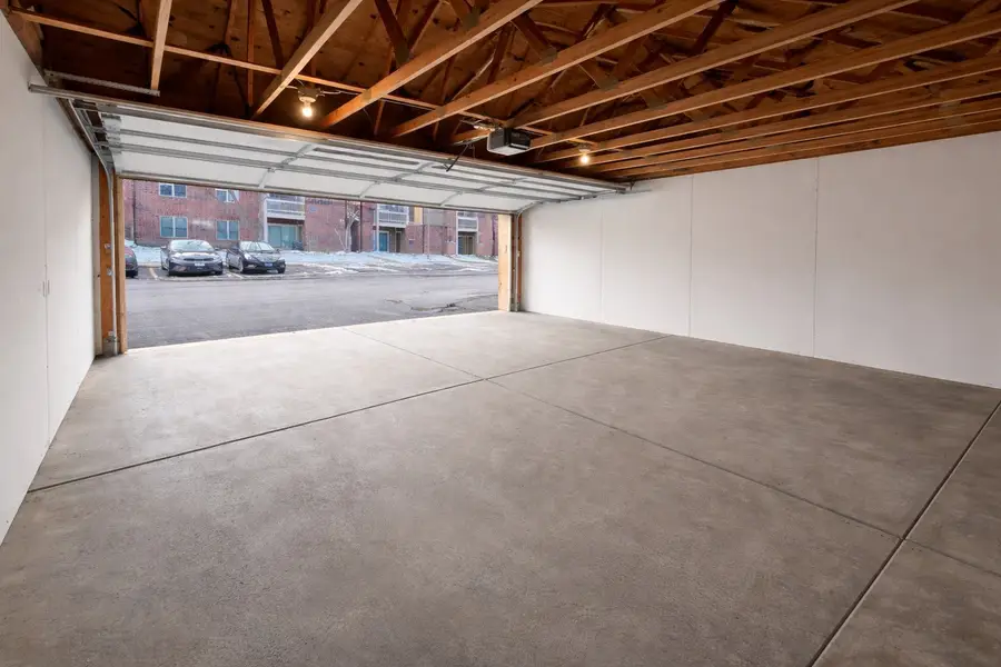 122 Glengarry Drive #G15-16, Bloomingdale, IL 60108 - Image #3