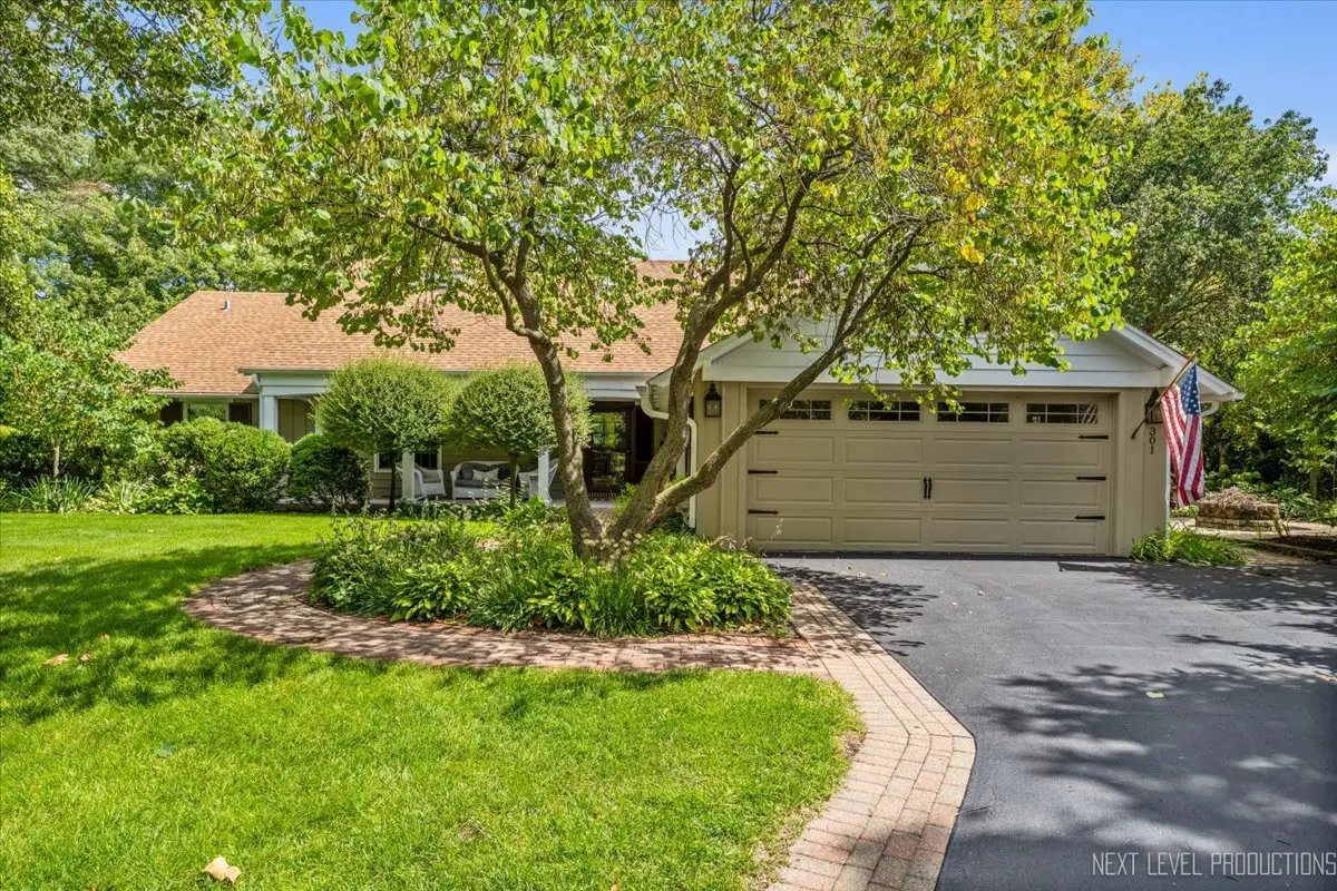 301 Country Club Place, Geneva, IL 60134 - Image #1