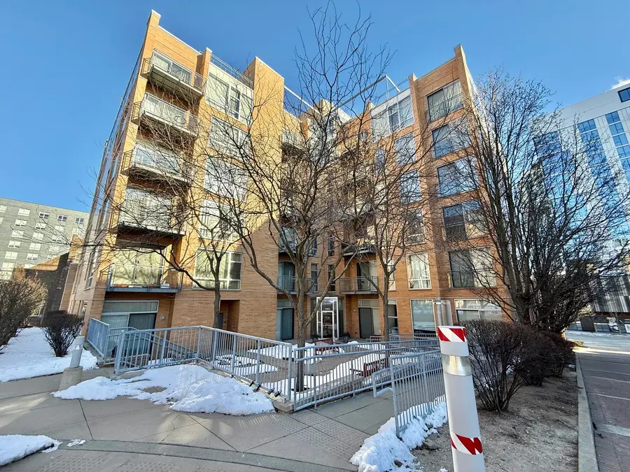 1740 Oak Avenue #409, Evanston, IL 60201 - Image #3