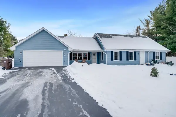 5393 Lakecrest Road, Caledonia, IL 61011