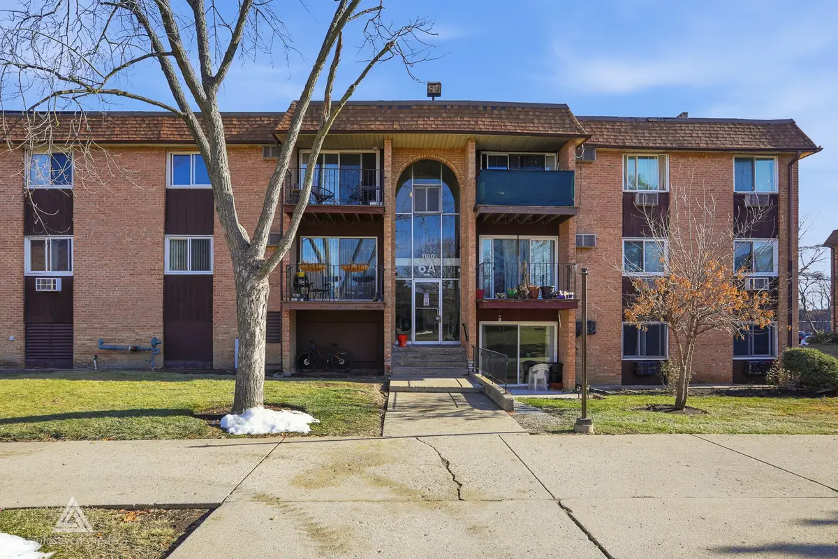 1180 Meadow Lane #108, Hoffman Estates, IL 60169 - Image #1