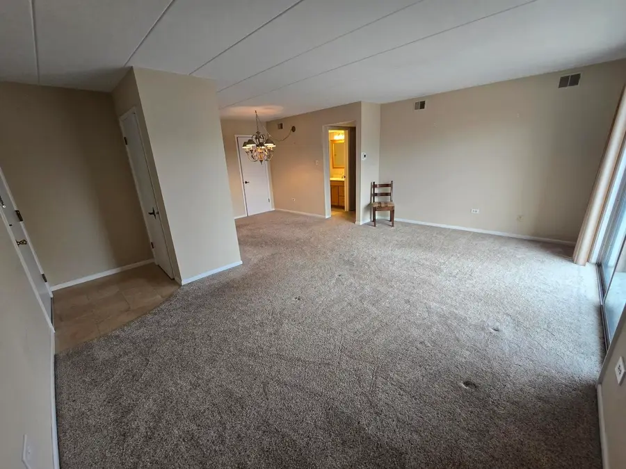 Address Withheld By Seller, Oak Lawn, IL 60453 - Image #3