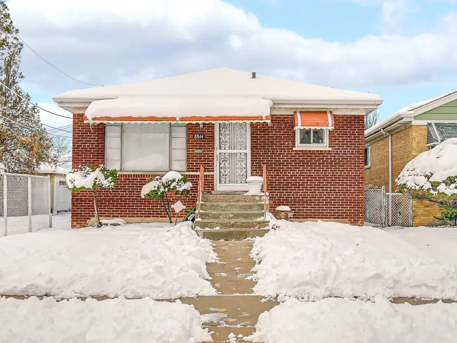8844 S Prairie Avenue, Chicago, IL 60619 - Image #2