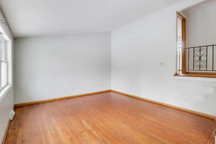 34050 N Lilac Avenue, Grayslake, IL 60030 - Image #2