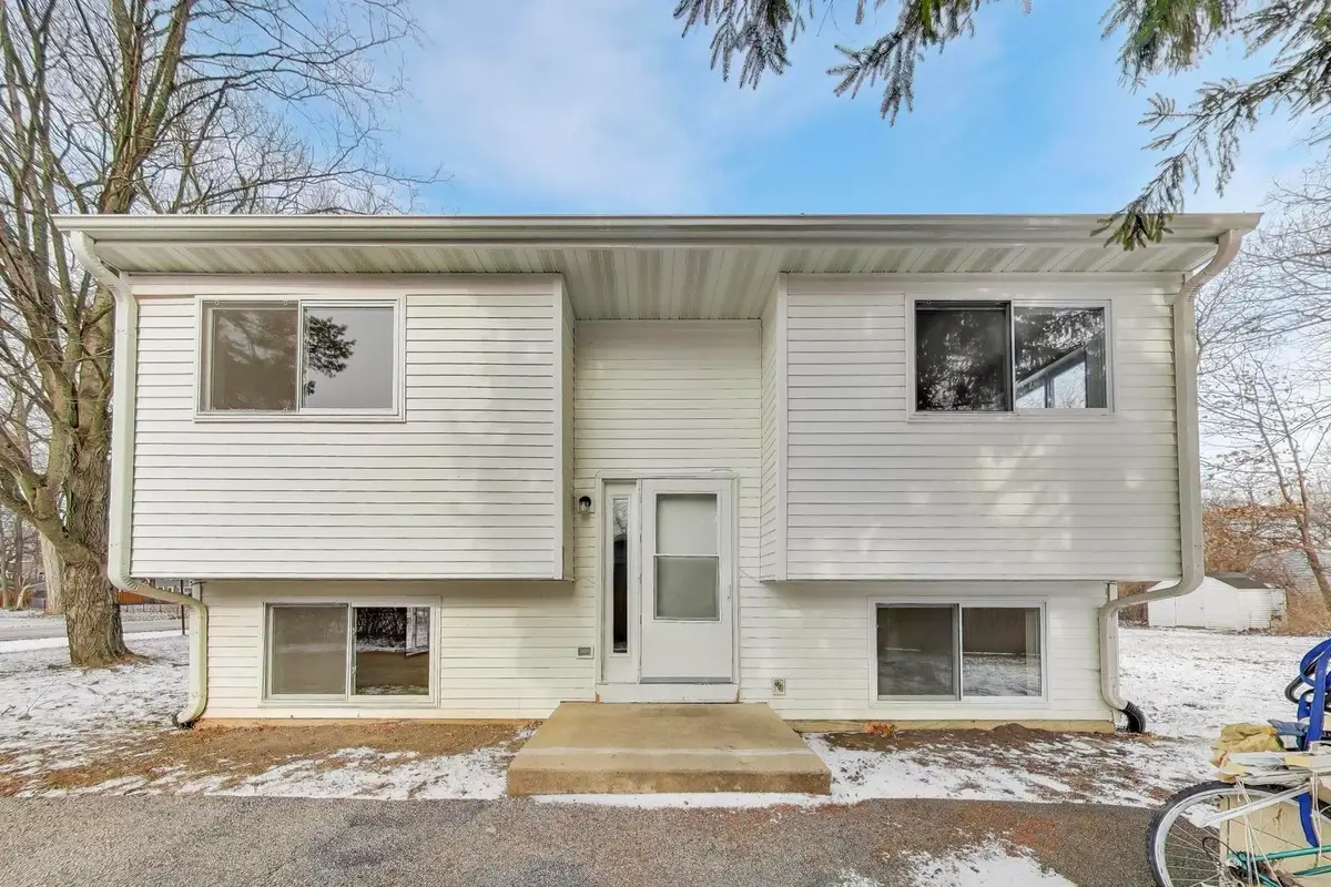 37055 N Capillo Avenue, Lake Villa, IL 60046 - Image #1