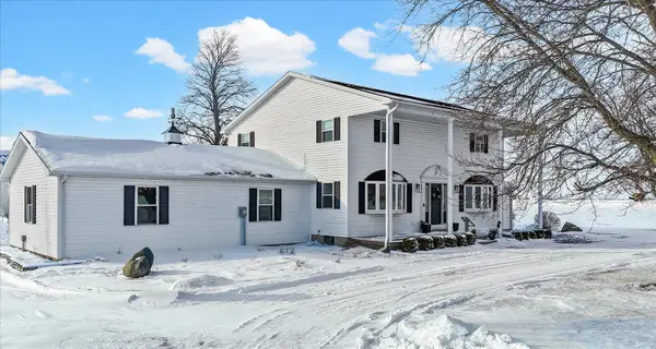 1189 County Road 200 E Road, Seymour, IL 61875