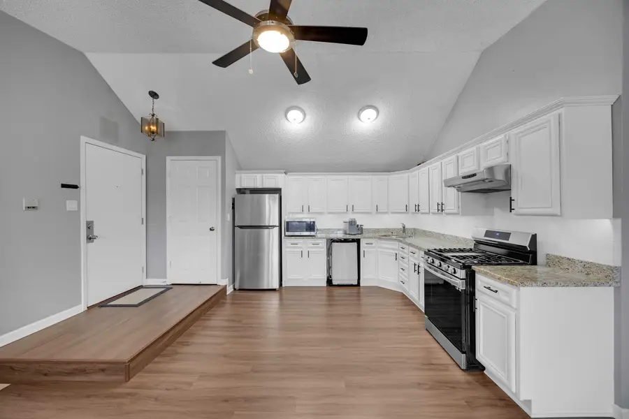 Address Withheld By Seller, Chicago Ridge, IL 60415 - Image #3